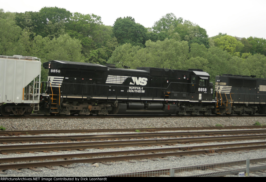 NS 8858